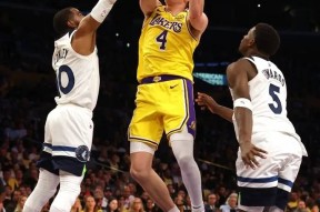 浓眉回归首秀大放异彩，詹姆斯主场球迷高呼名字-爱游戏官网