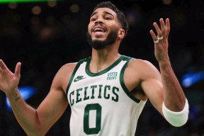 塔图姆赛后接受采访：库里是我最难对付的对手-爱游戏体验